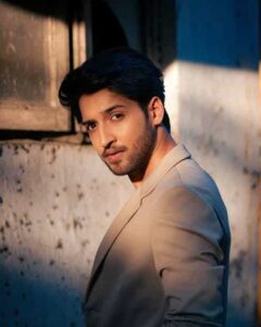 Rajat Verma plays the role of Virat in Itti Si Khushi